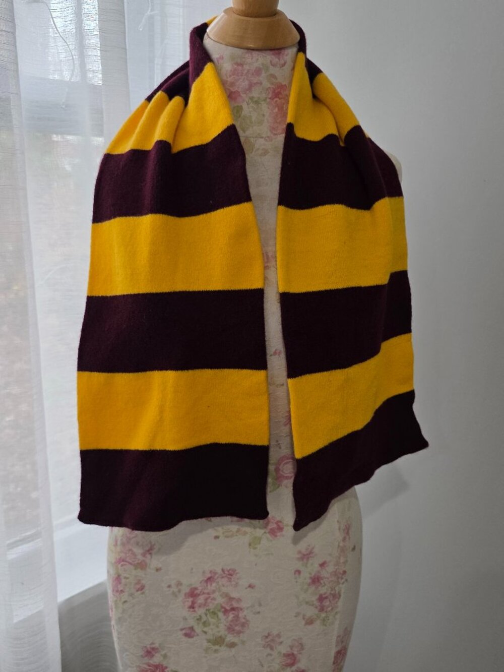 Harry Potter Gryffindor striped scarf